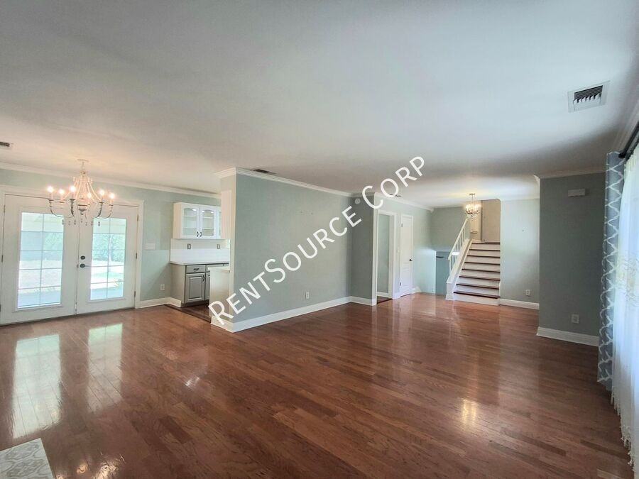 26421 Torreypines Dr - Photo 6 of 40