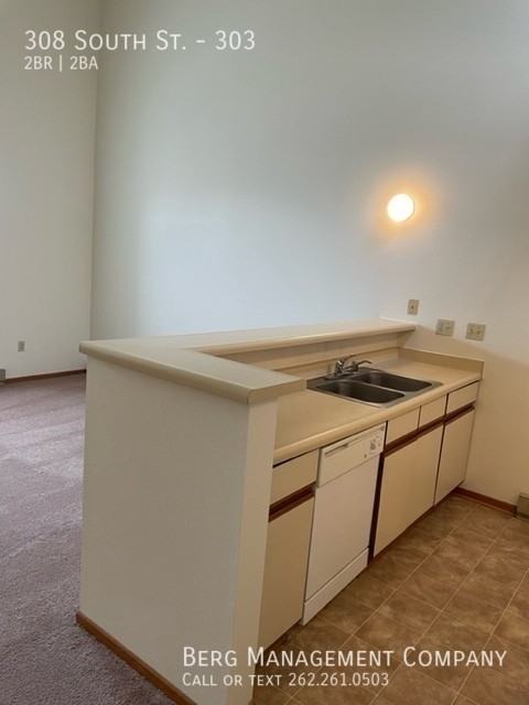 308 South St #303 - Photo 3 of 10