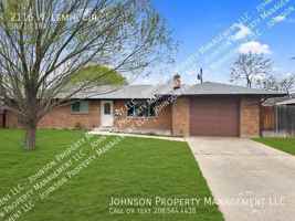 featured image of 2116 W Lemhi Cir