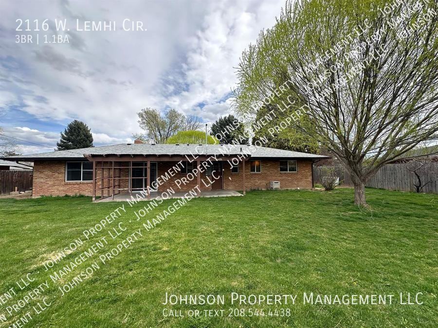 2116 W Lemhi Cir - Photo 4 of 22