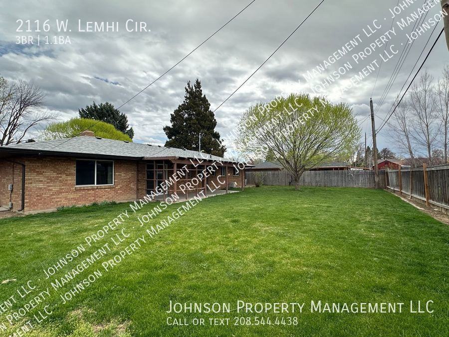 2116 W Lemhi Cir - Photo 5 of 22
