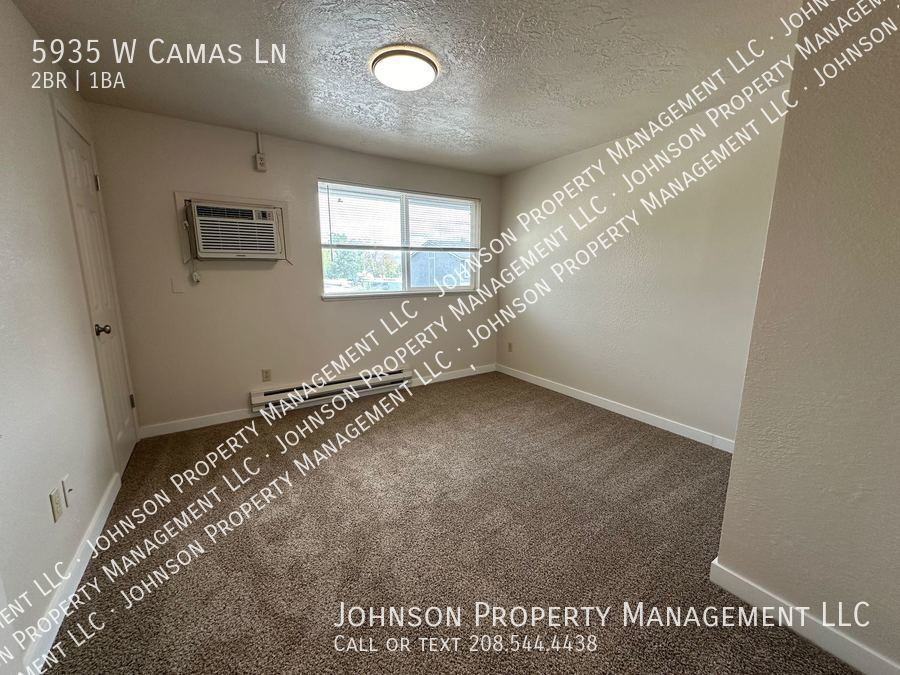5935 W Camas Ln - Photo 5 of 10