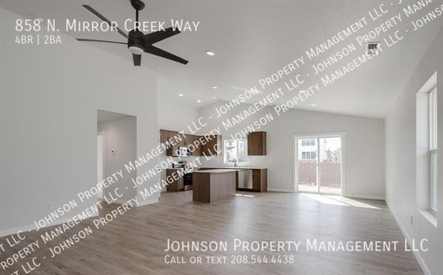 858 N Mirror Creek Way - Photo 4 of 12