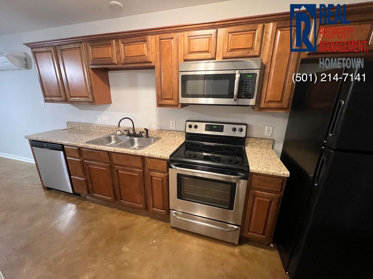 226 E Maple - Photo 4 of 11