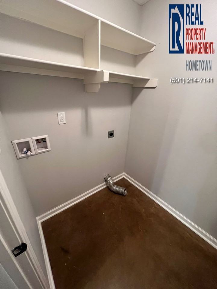 226 E Maple - Photo 6 of 11