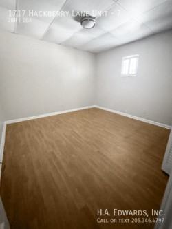 1717 Hackberry Ln #7 - Photo 5 of 6