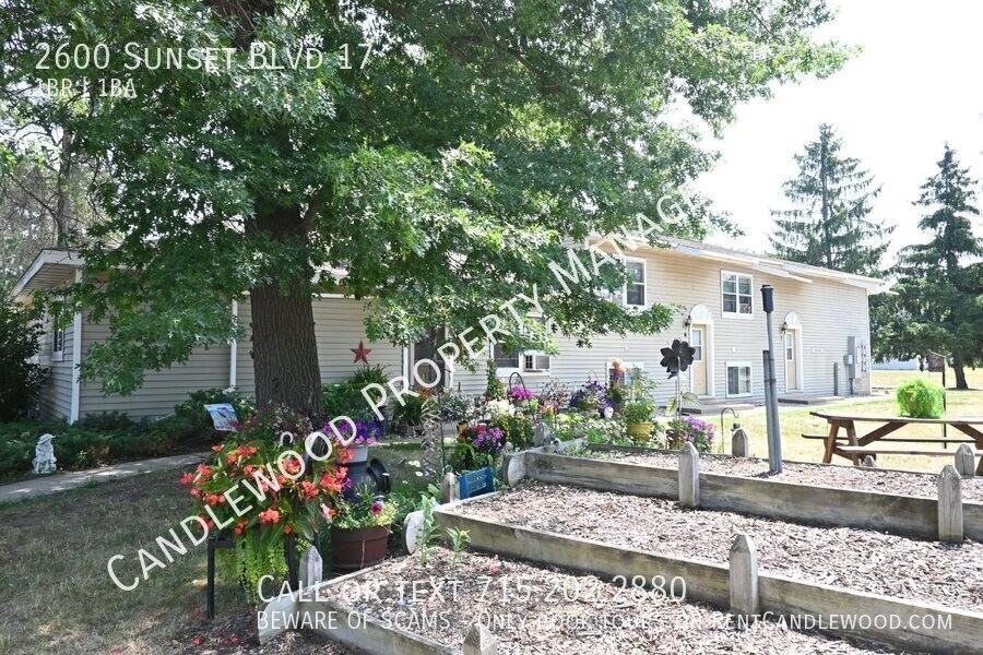 2600 Sunset Blvd - Photo 3 of 16