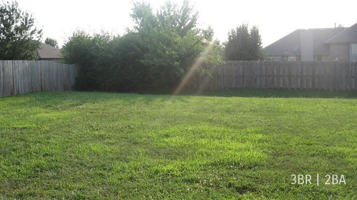3495 S Leawood Ave - Photo 2 of 13