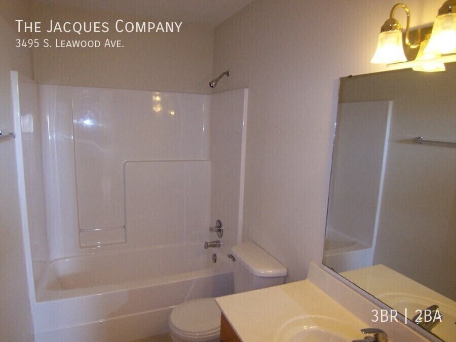 3495 S Leawood Ave - Photo 6 of 13