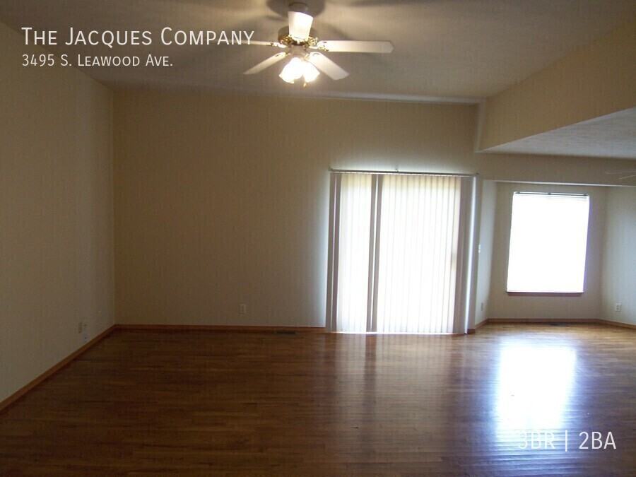 3495 S Leawood Ave - Photo 7 of 13