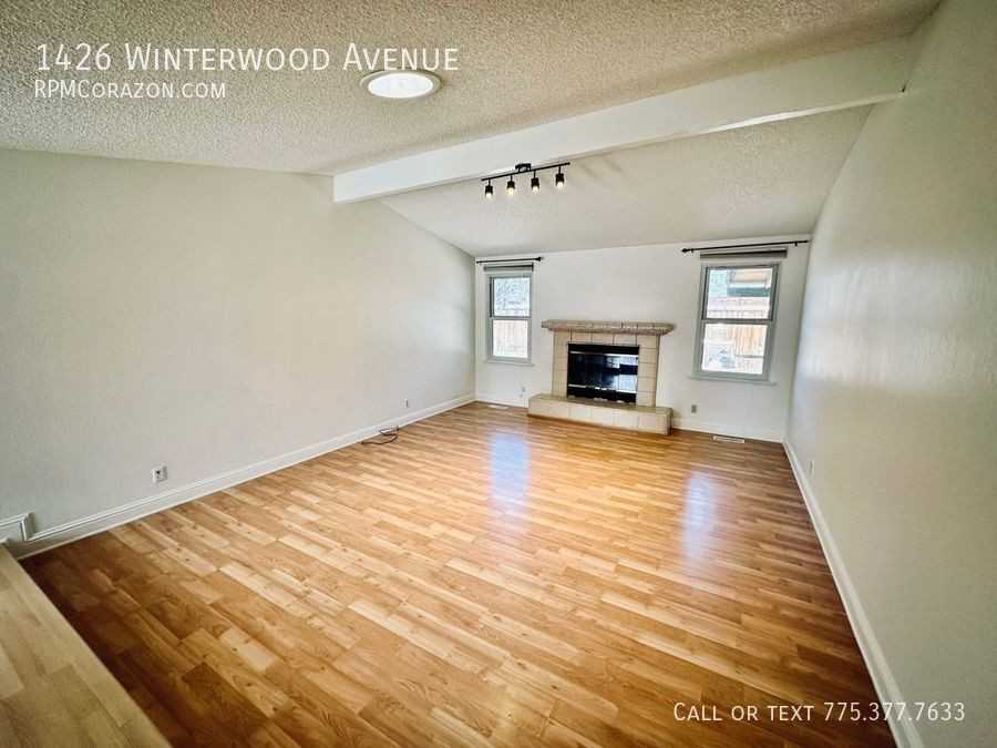 1426 Winterwood Ave - Photo 2 of 23