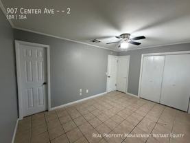 907 Center Ave #2 - Photo 1 of 1