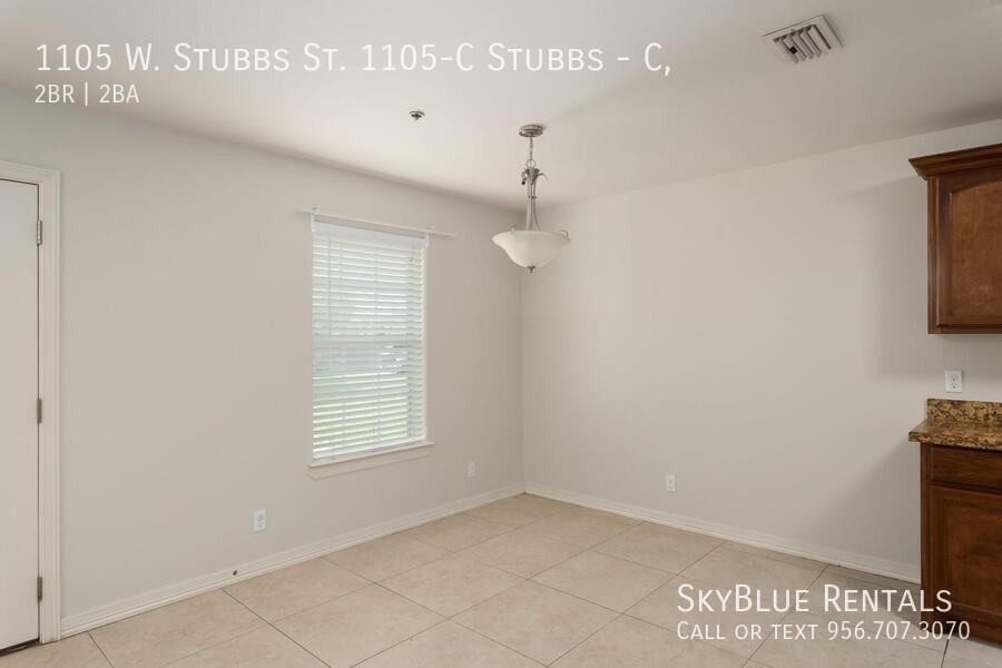1105 W. Stubbs St. 1105-C Stubbs #C - Photo 7 of 24