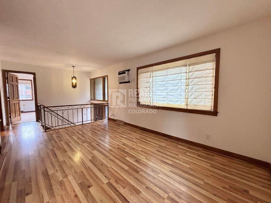 1004 S Arbutus St #1004 - Photo 2 of 12