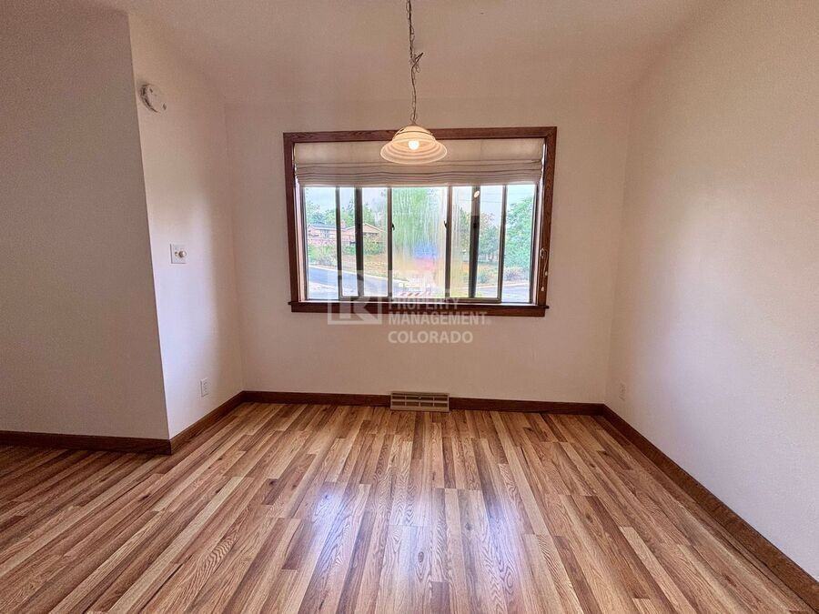 1004 S Arbutus St #1004 - Photo 4 of 12