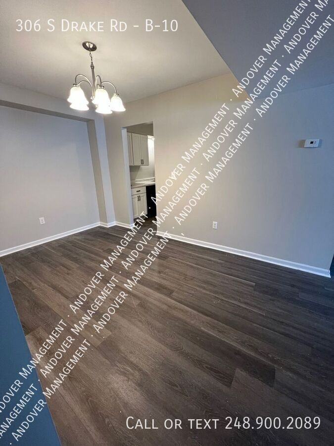 306 S Drake Rd #B10 - Photo 7 of 50