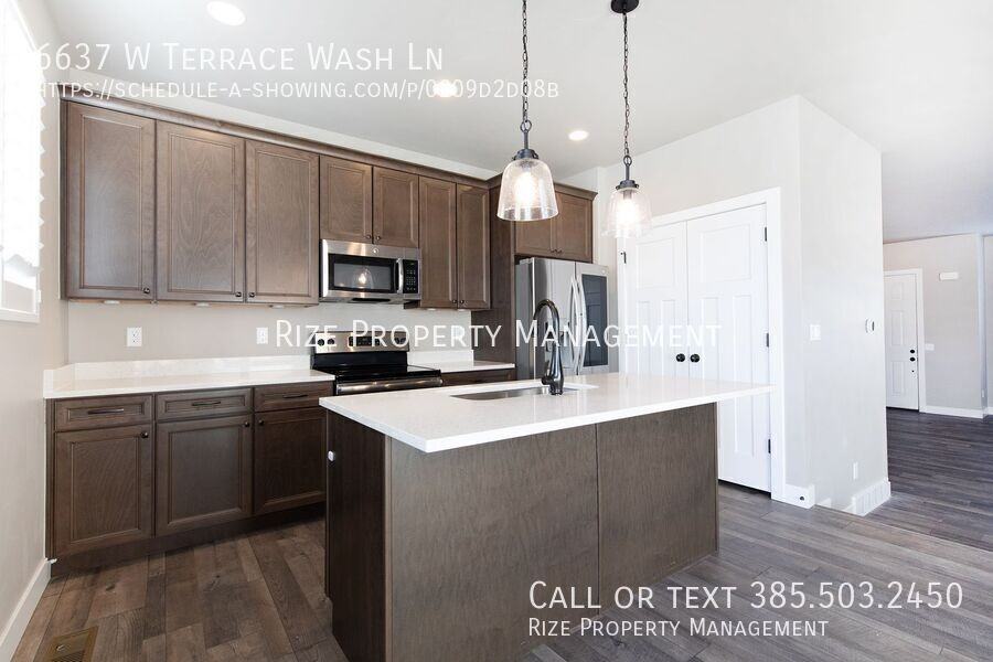 6637 W Terrace Wash Ln - Photo 2 of 20