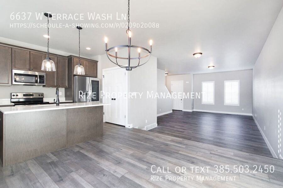 6637 W Terrace Wash Ln - Photo 3 of 20