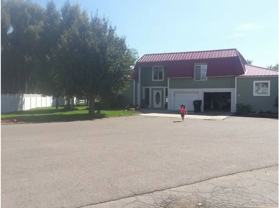 775 Sw #B - Photo 1 of 1