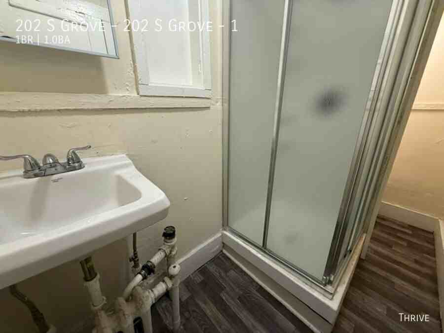 202 S Grove - 202 S Grove #1 - Photo 6 of 6