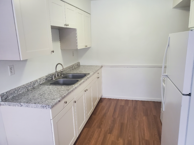 1716 E 80th St #1 - Photo 4 of 9