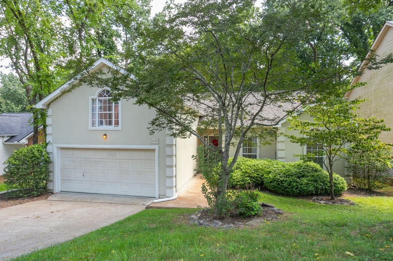 1004 Elmshade Ln - Photo 2 of 41