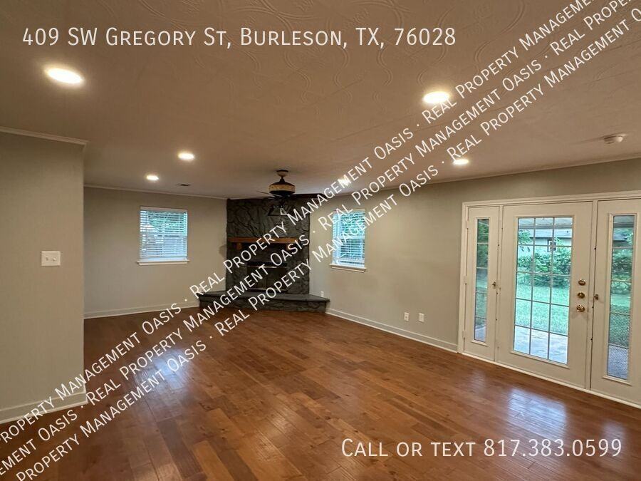 409 Sw Gregory St - Photo 4 of 21