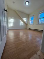 featured image of 42 Highwood Ter #3