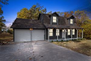 featured image of 430 Lone Pine Rd