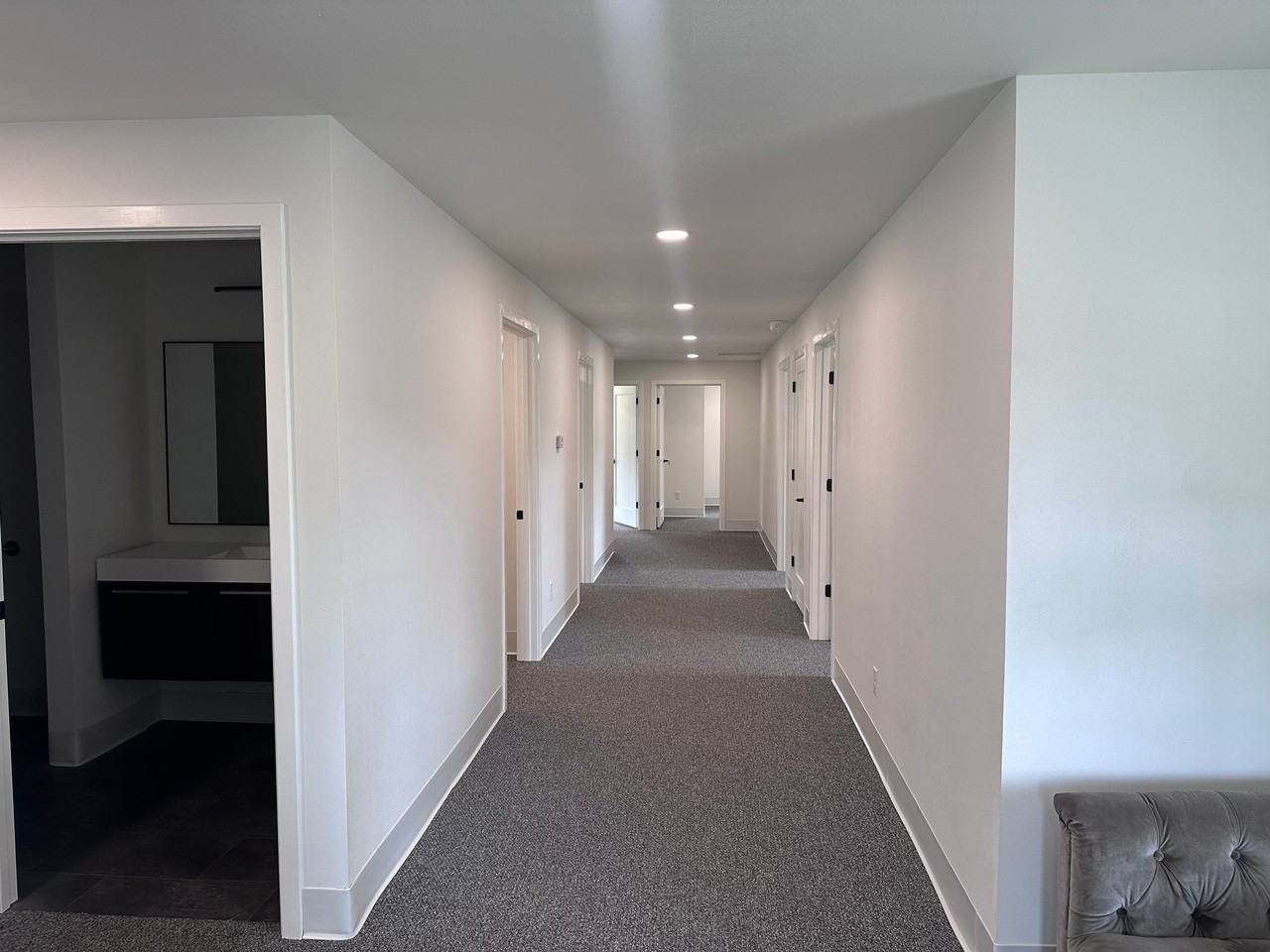 6714A W Mequon Rd #6 - Photo 6 of 9