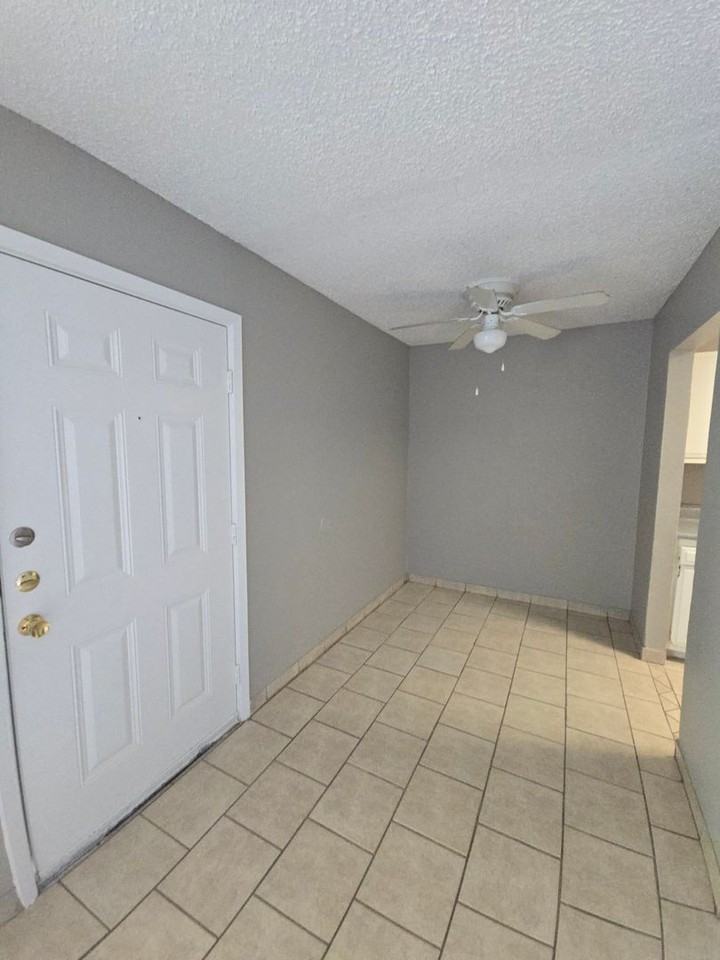 6815 Basilwood Dr - Photo 2 of 8