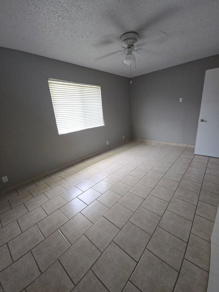 6815 Basilwood Dr - Photo 6 of 8
