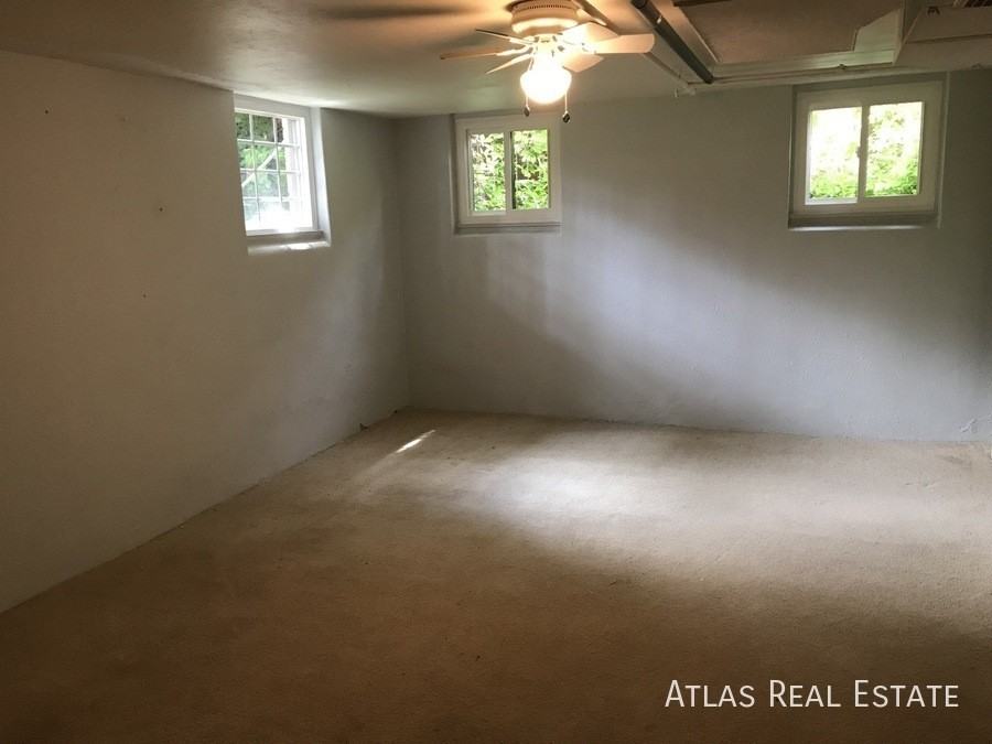 2233 S Saint Paul St - Photo 7 of 16