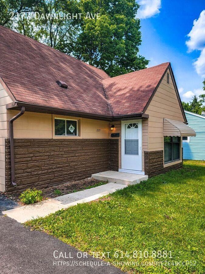 2177 Dawnlight Ave - Photo 2 of 31