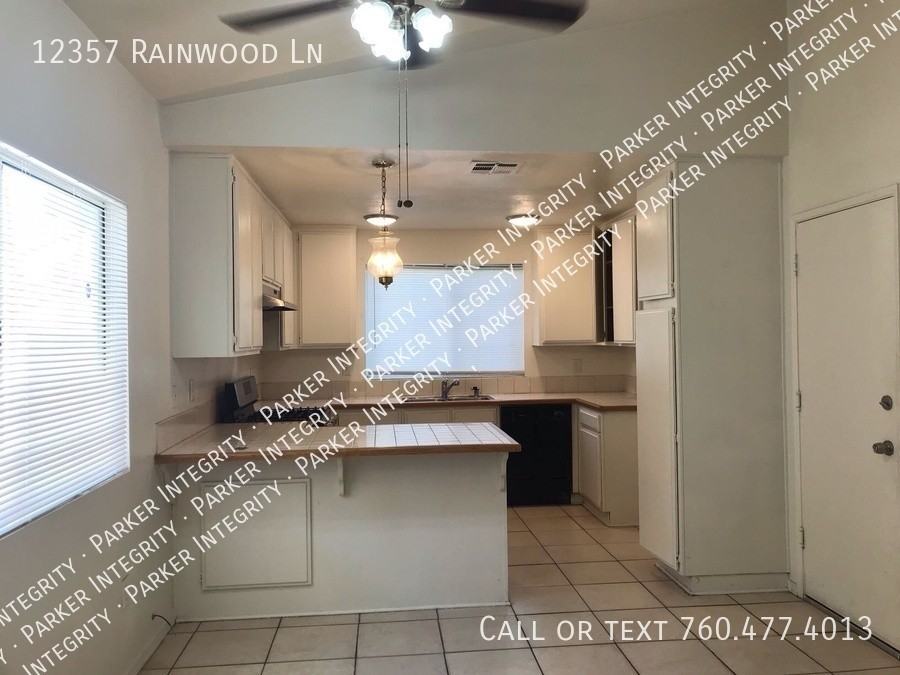 12357 Rainwood Ln - Photo 6 of 35