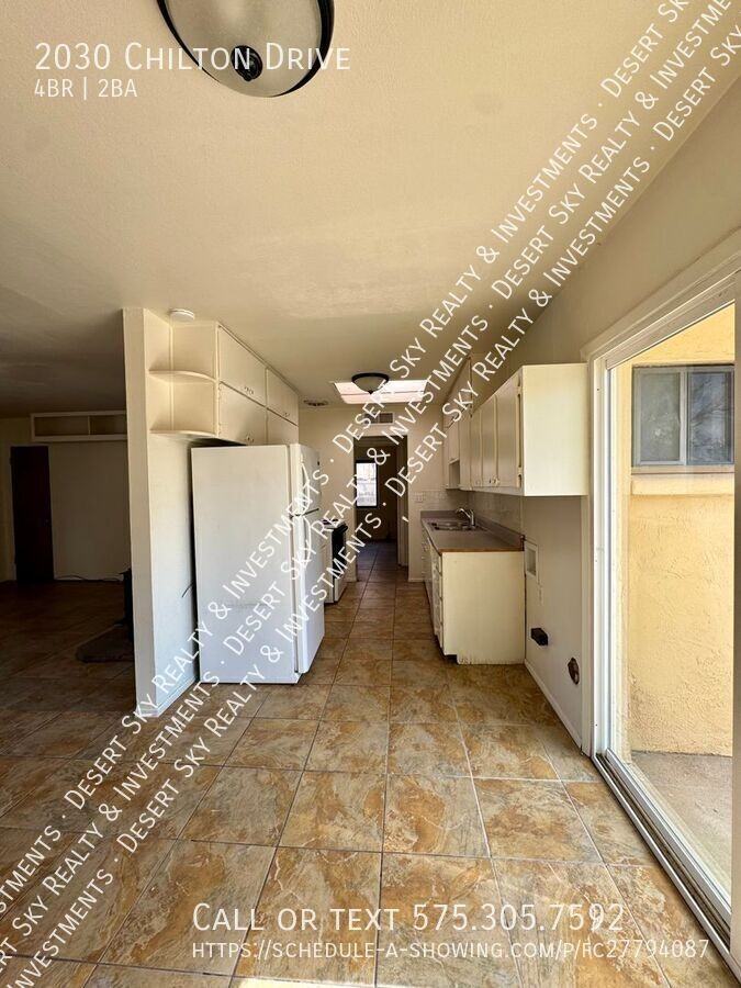 2030 Chilton Dr - Photo 6 of 31