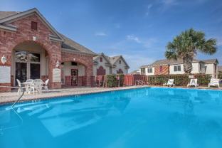 Las Brisas Apartments - Photo 1 of 1