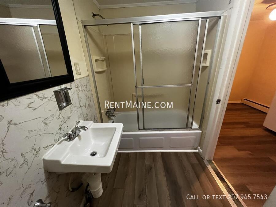 34 Sanford St #3 - Photo 7 of 7