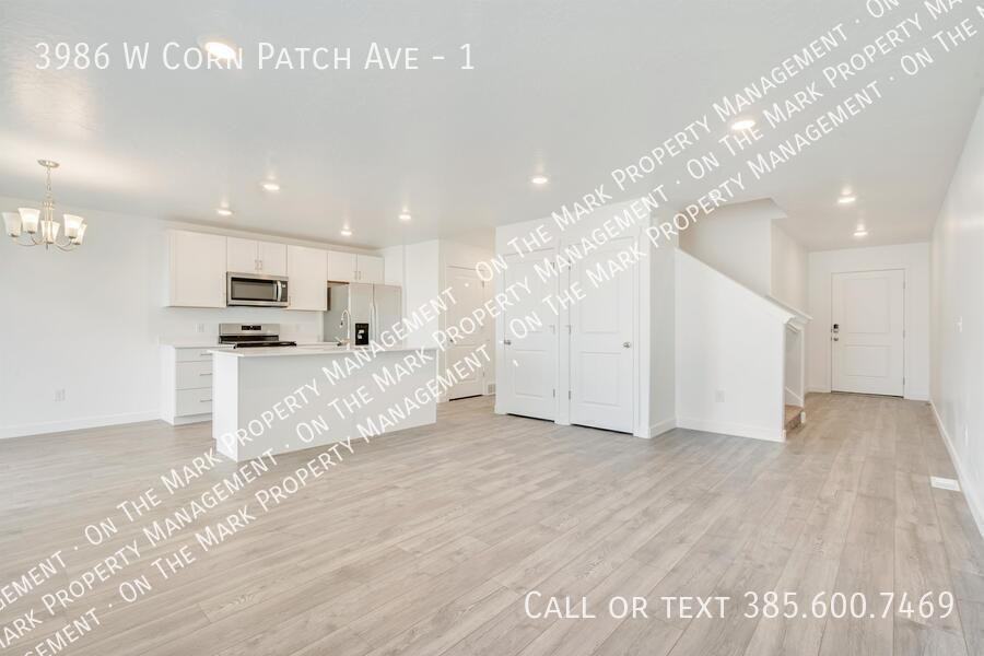 3986 W Corn Patch Ave #1 - Photo 6 of 19