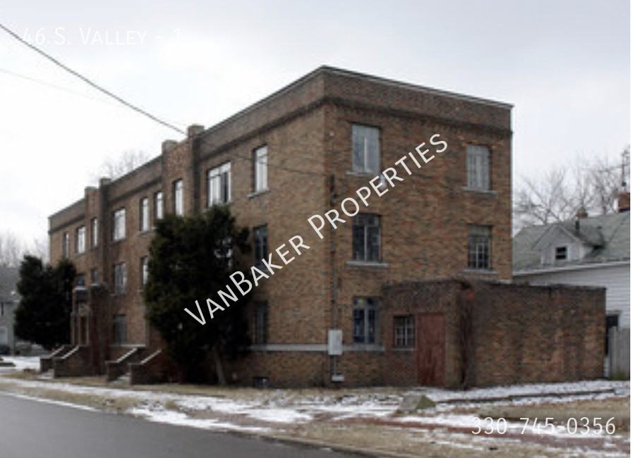 46 S Valley St #1