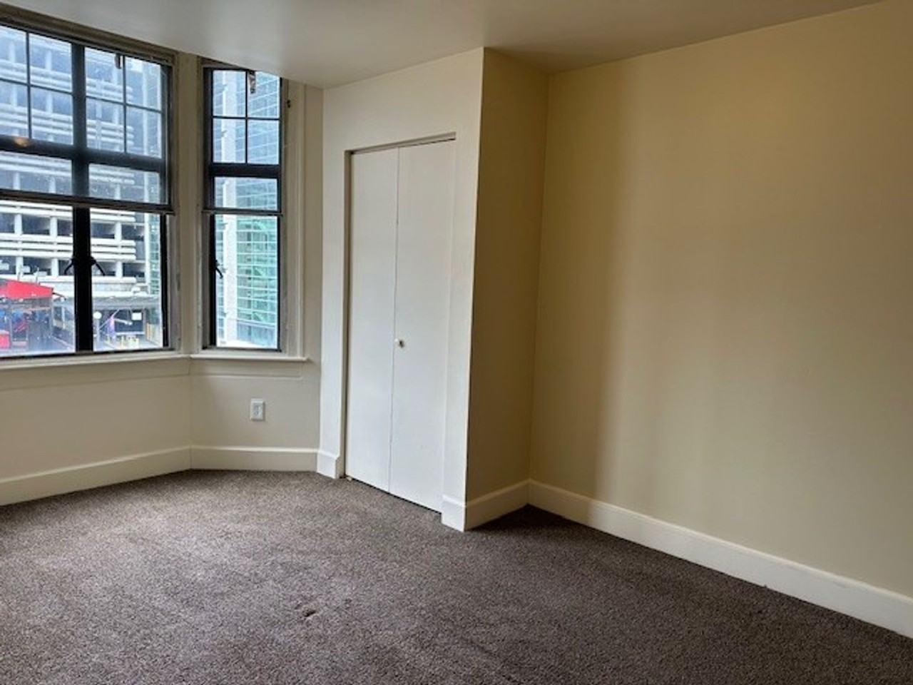 213 N 2nd St #A1 - Photo 4 of 10