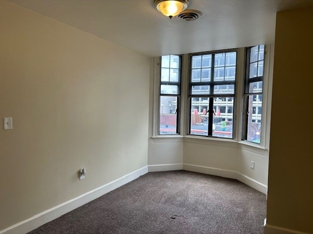 213 N 2nd St #A1 - Photo 5 of 10