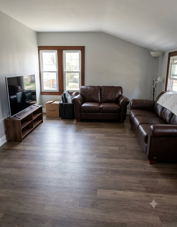 2233 S 58th St #2233 - Photo 2 of 7