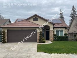 featured image of 10432 N Woodrow Ave
