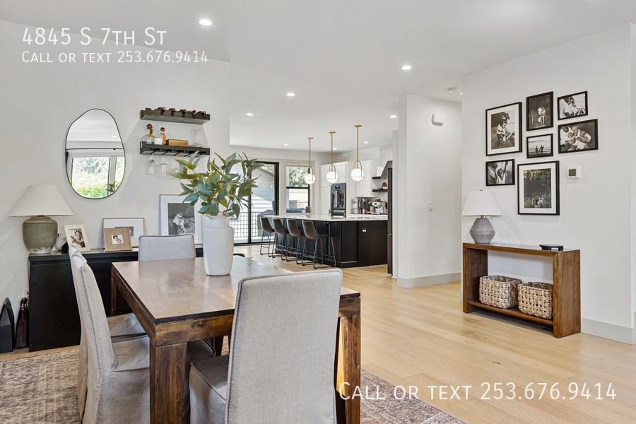 4845 S 7th St - Photo 3 of 32