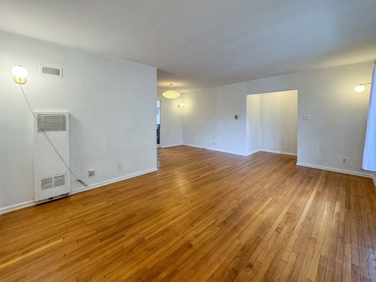 2033 Euclid St #6 - Photo 4 of 19