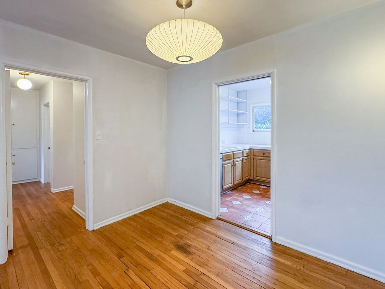 2033 Euclid St #6 - Photo 6 of 19