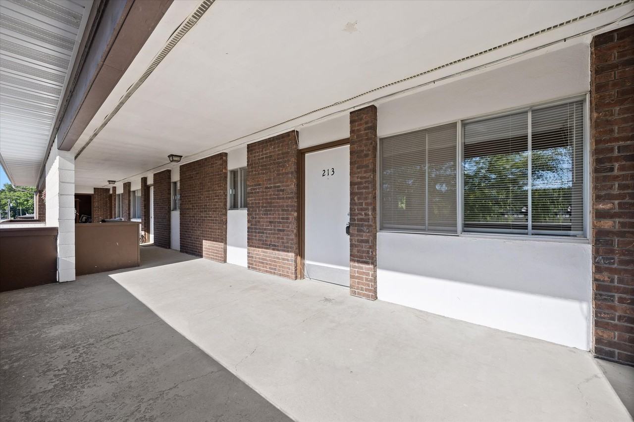 1000 Olive St #213 - Photo 3 of 9