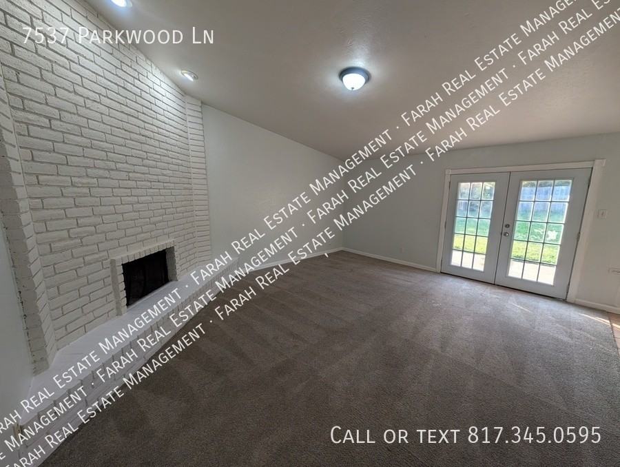 7537 Parkwood Ln - Photo 4 of 25