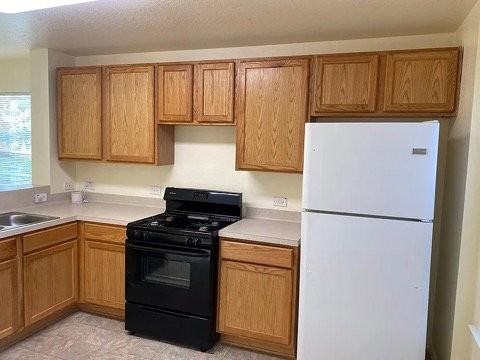 13023 Pleasant Valley Dr - Photo 4 of 12